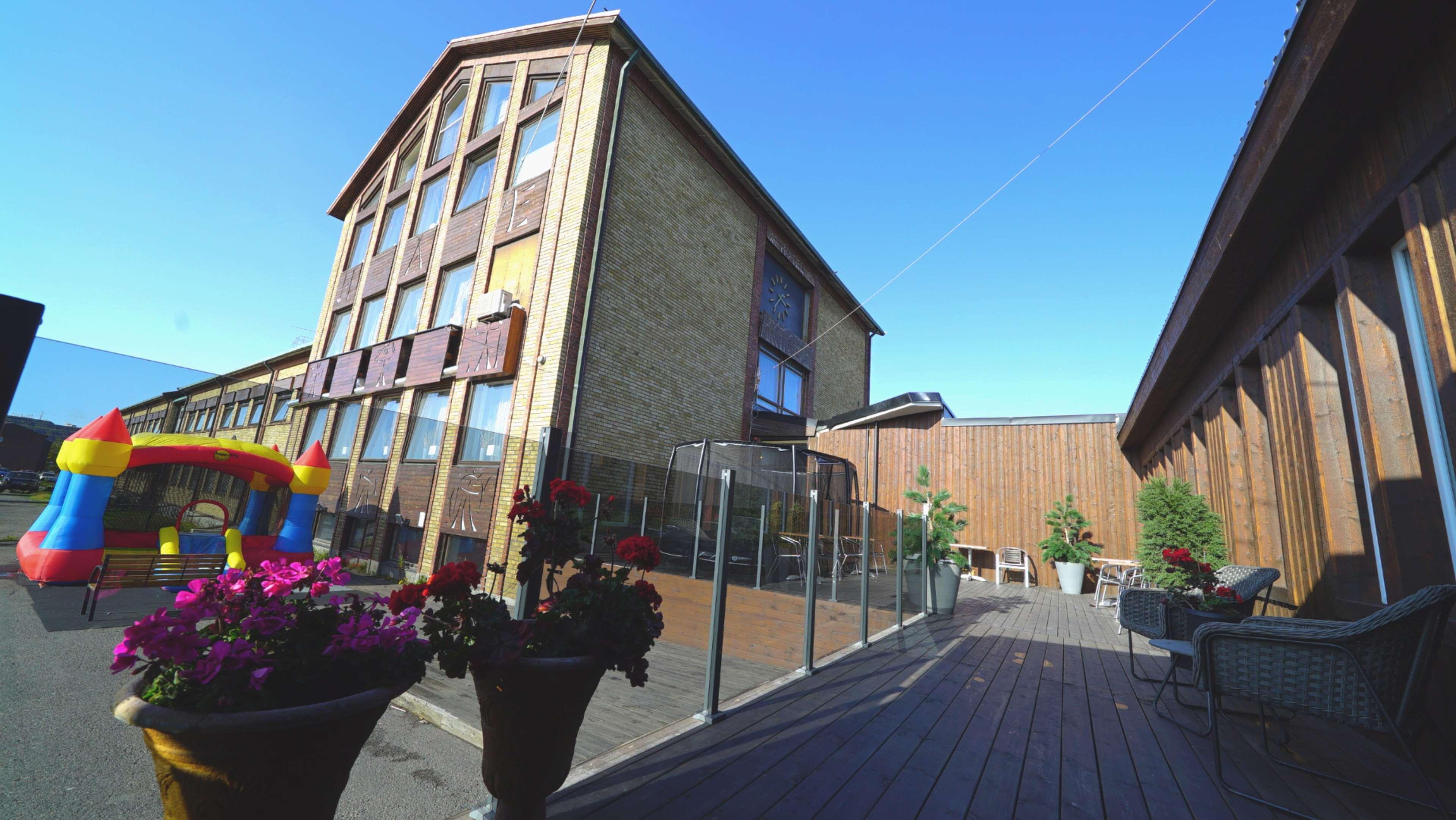 Hotel Western Arctic Eden