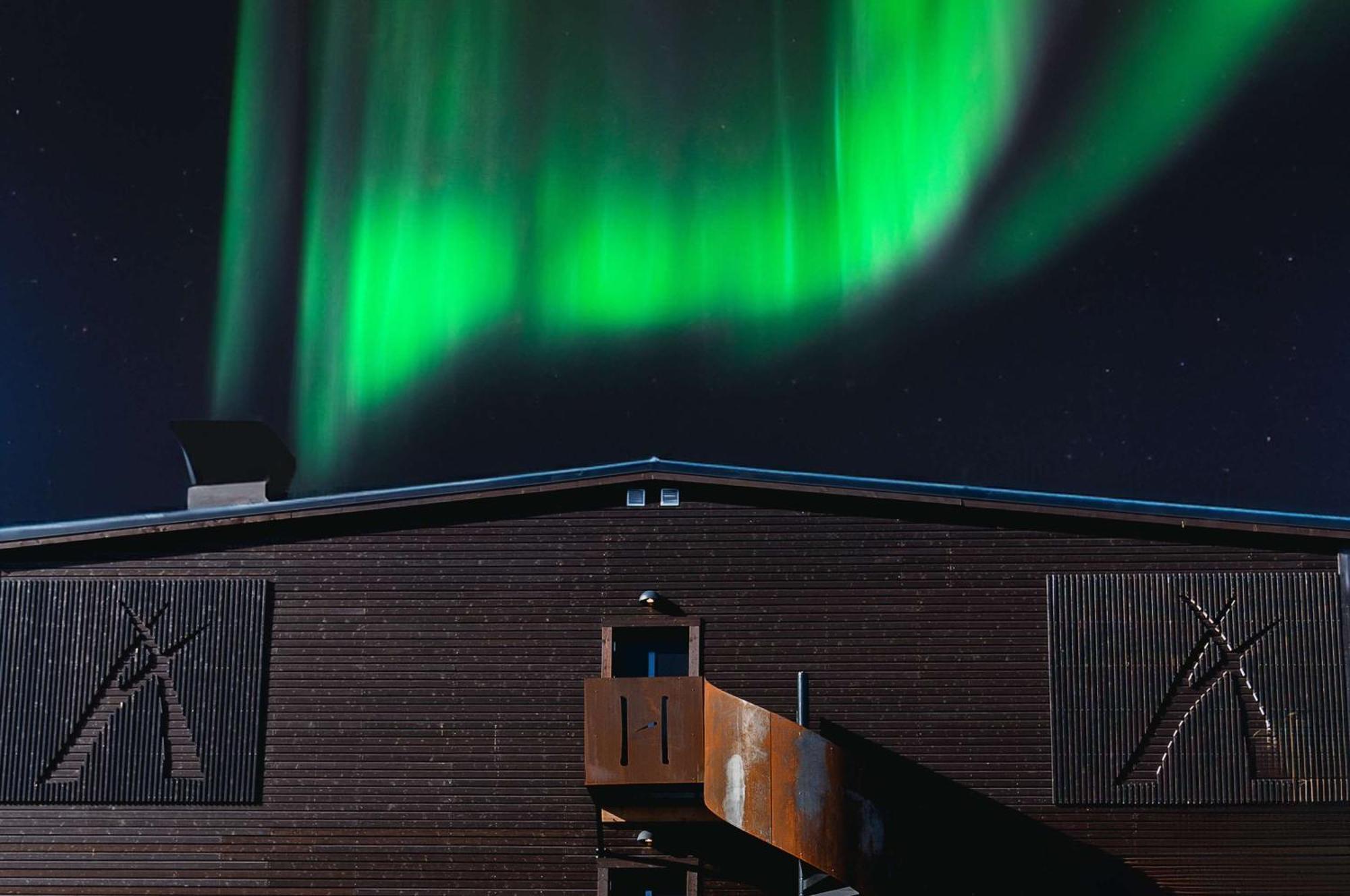 Western Arctic Eden Hotel